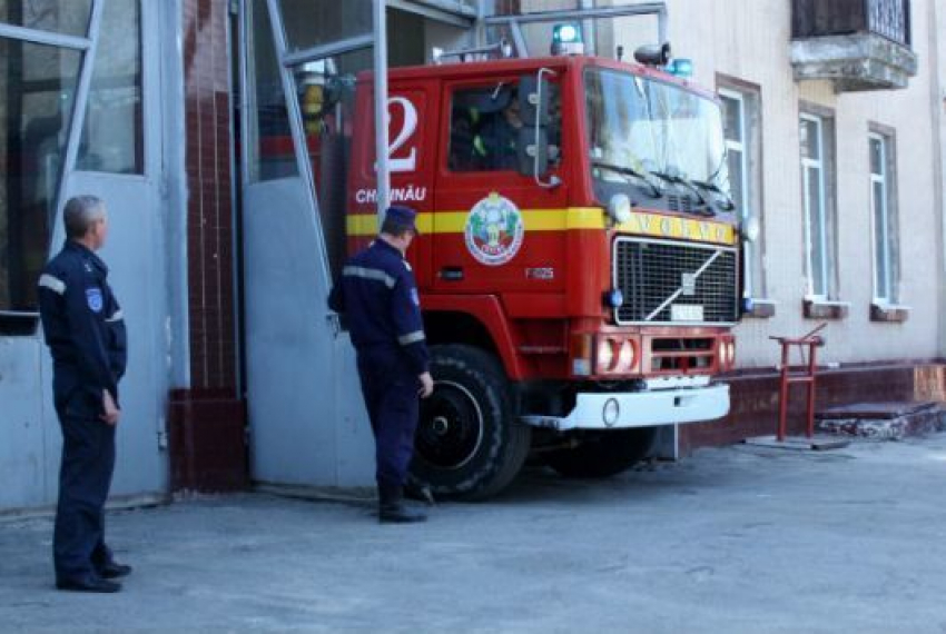 Более 500 пожарных будут на страже порядка в новогоднюю ночь