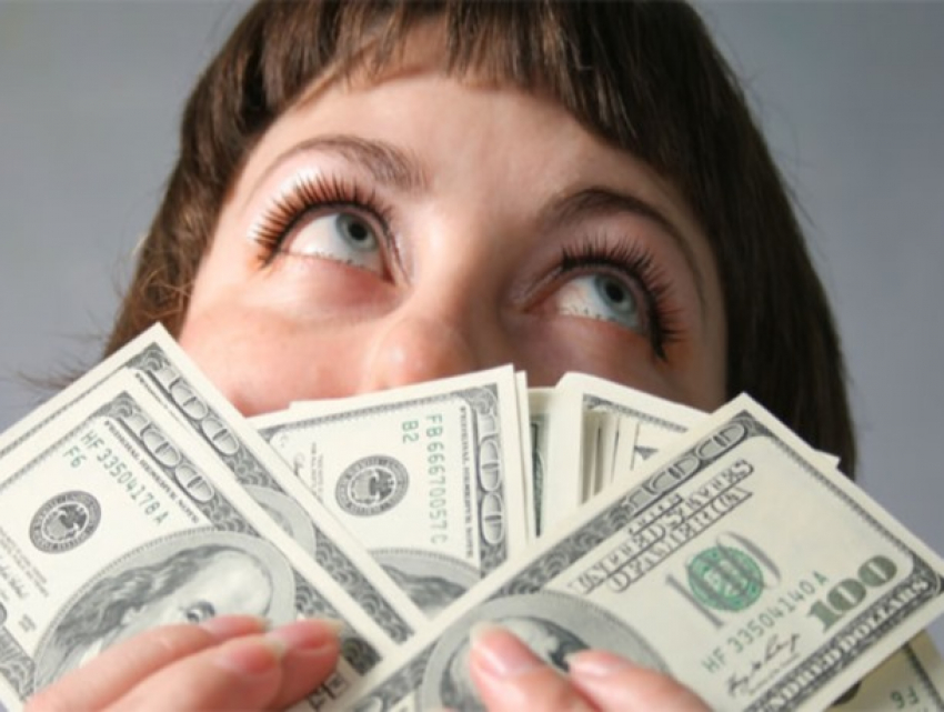 Кому еще из депутатов деньги не пахнут?