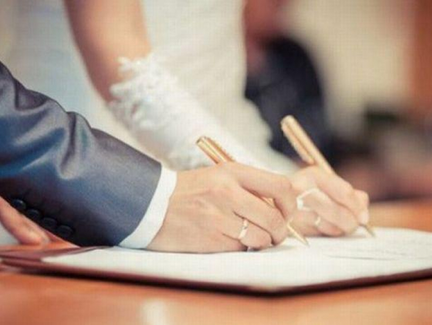 В Молдове растет средний возраст вступления в брак