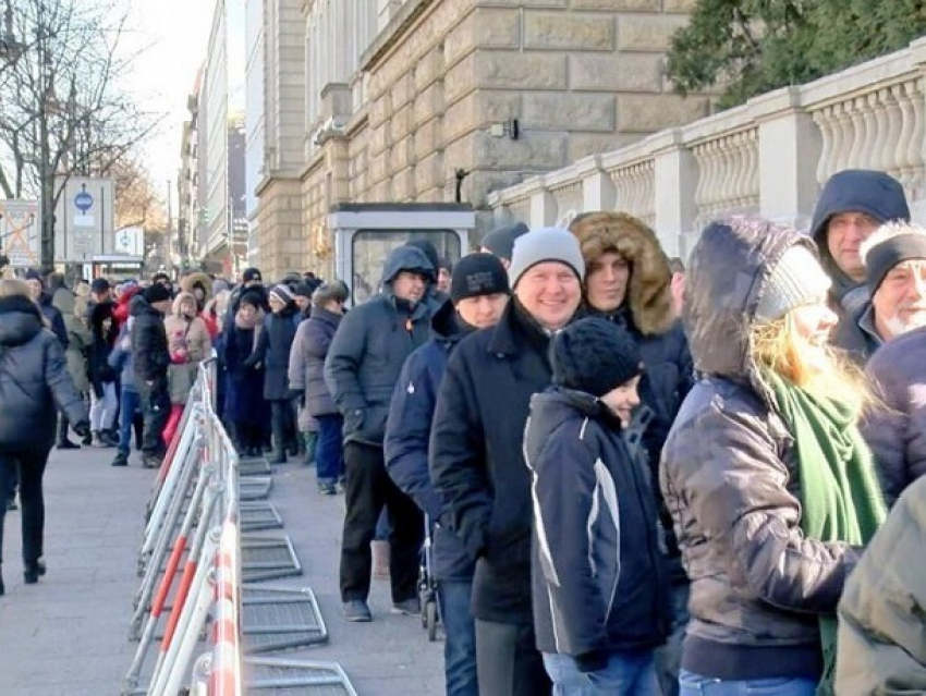 Новые правила голосования для проживающих за границей граждан Молдовы ввел ЦИК