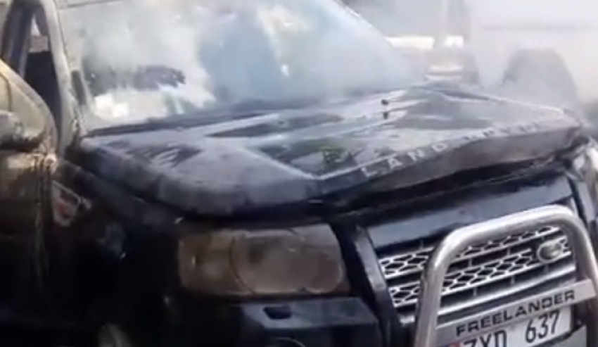 На Телецентре посреди дороги загорелся автомобиль