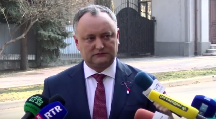 Додон: Не подпишу указ о переходе на одномандатную систему, даже если так решит парламент