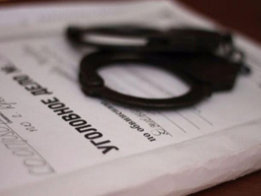 В ПМР злобного мстителя-погромщика вычислили по отпечатку подошвы обуви на двери
