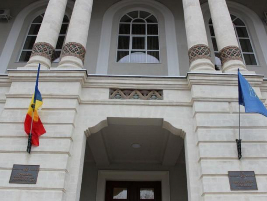 Генпрокурор запретил устраивать маски-шоу у экономических агентов