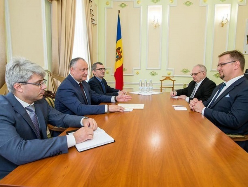 Имитация реформ проевропейскими правителями нанесла ущерб Молдове, - президент 