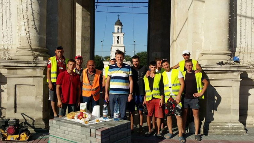 В день рождения Киртоакэ «проставился» работникам на ПВНС и испытал свою велосипедную дорожку 
