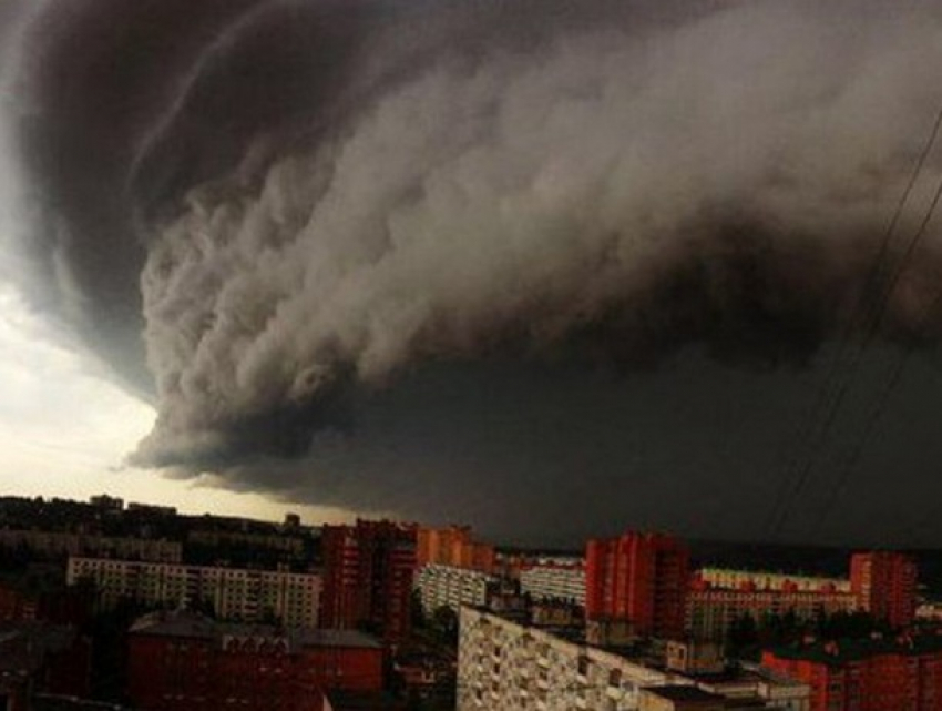 На Молдову движется буря: в пятницу жара вернется 