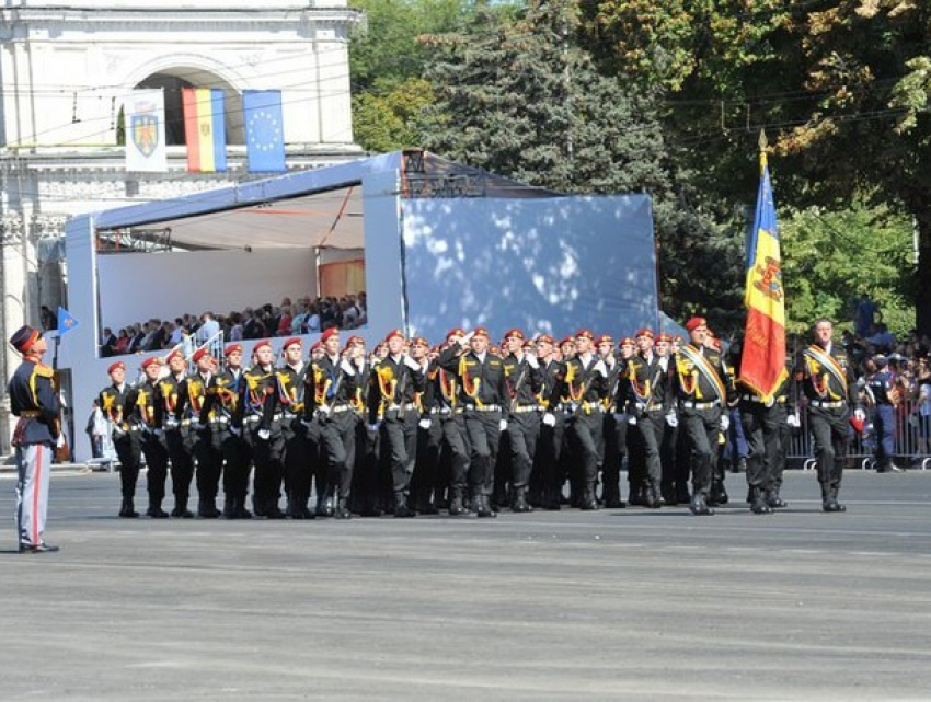 В конце августа в Кишиневе состоится военный парад