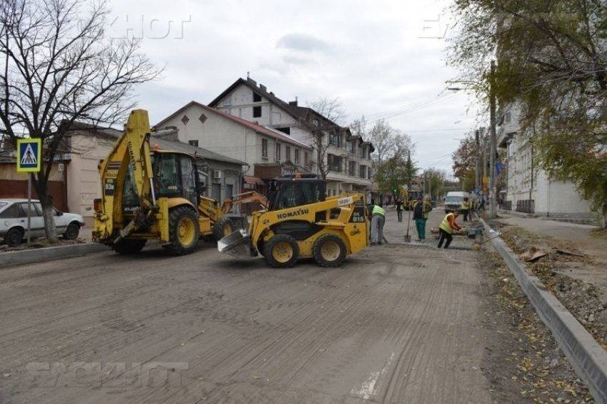 Примэрия опять раздает обещания: фасады зданий на В. Александри и Негруцци планируют обновить к 1 октября