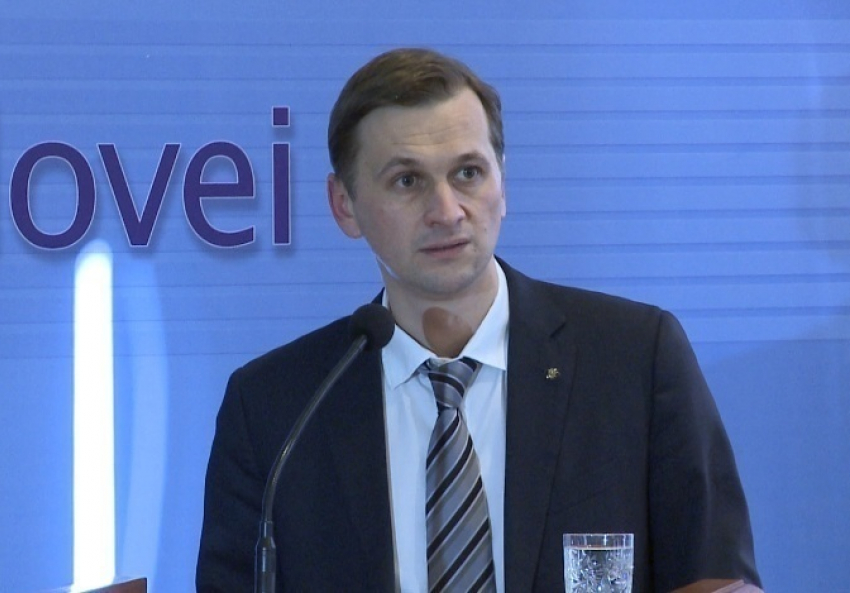 Дрэгуцану может остаться главой Нацбанка