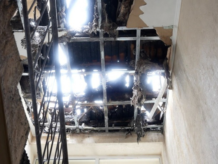 Пожар в Дурлештах обнажил незаконную мансарду: Кто виноват?