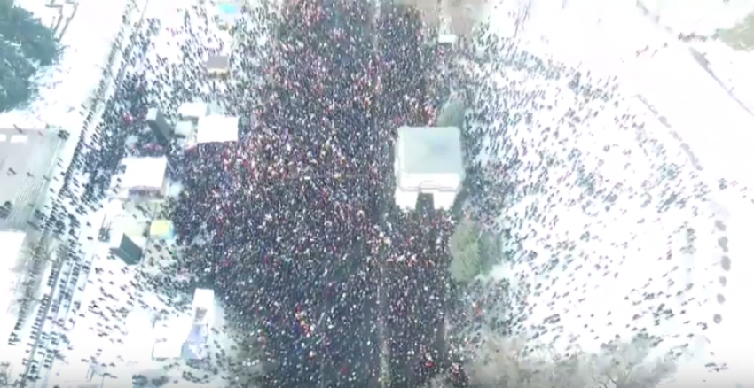 Протест в центре Кишинева с высоты птичьего полета 