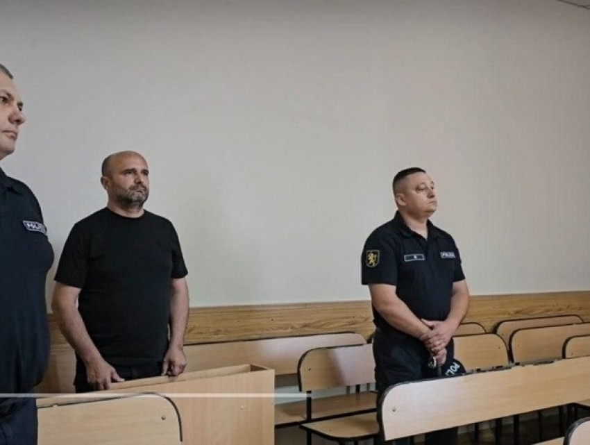 Водитель, по вине которого погибли двое полицейских, отправлен под домашний арест