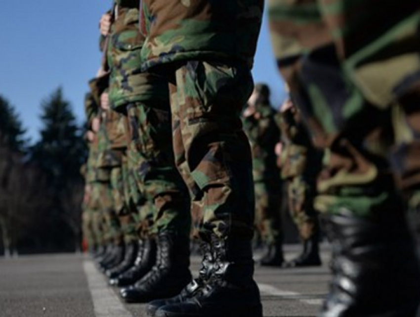 Военнослужащие приговорены к 135 часам общественных работ за употребление наркотиков на территории воинской части 