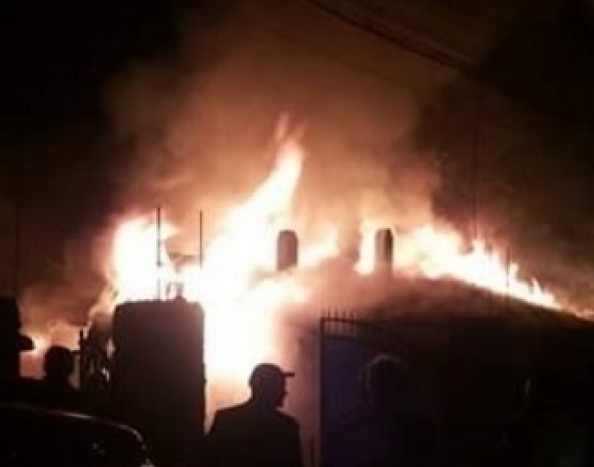 В Кишиневе произошел пожар, два человека госпитализированы с ожогами