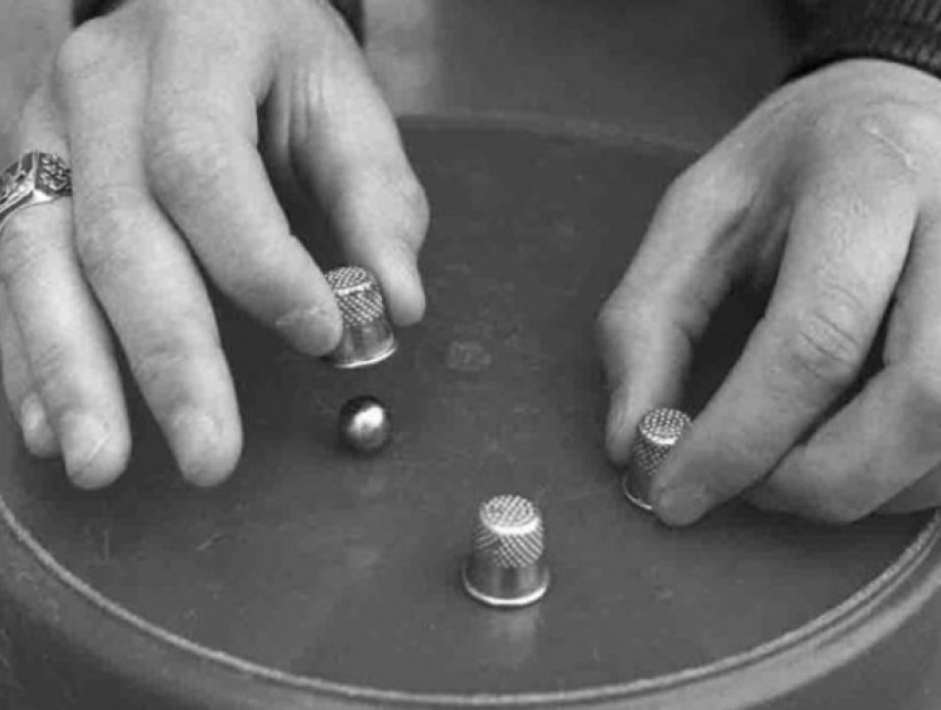 Уроженцы Молдовы входили в «банду наперсточников», промышлявшую в Риме