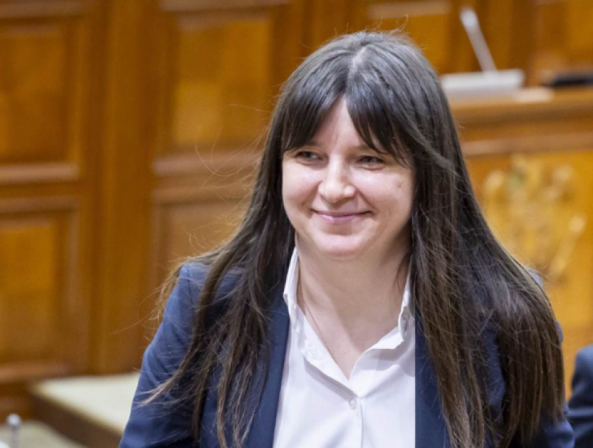 Министр финансов: Табурчану могла законно вернуть деньги на счет MoldATSA