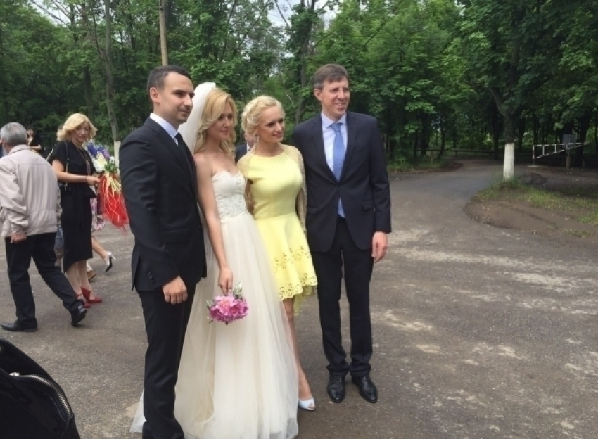 Дорин Киртоакэ и Анишоара Логин сегодня стали нанашами на свадьбе