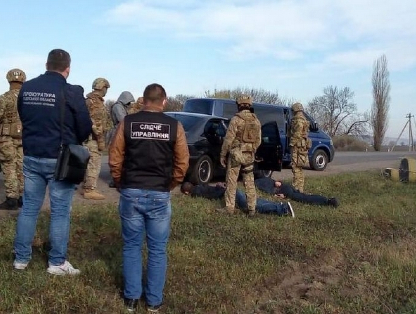 Жителя Украины осудили за организацию нелегального канала через границу для желающих попасть в Молдову