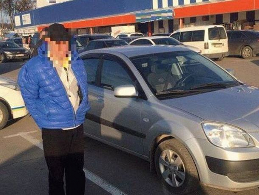 Молдаванин пытался обчистить машину в Виннице