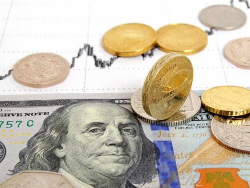 Обвал евро и доллара продолжается: курсы валют на четверг