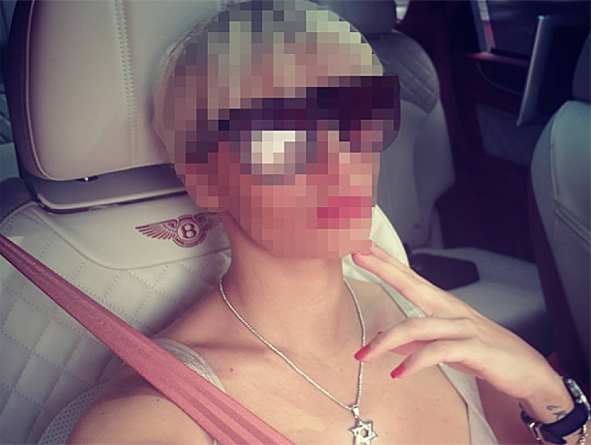 Блондинку из Молдовы, замешанную в громком секс-скандале, зверски убили в парке Франкфурта 