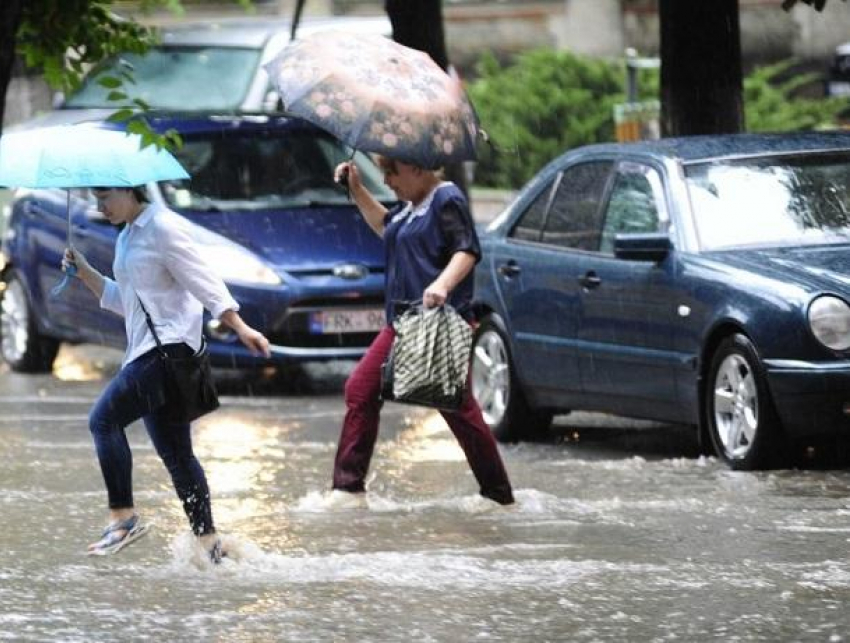 Чебан: сильные дожди надвигаются на Молдову, будьте осторожнее и избегайте потенциально опасных мест