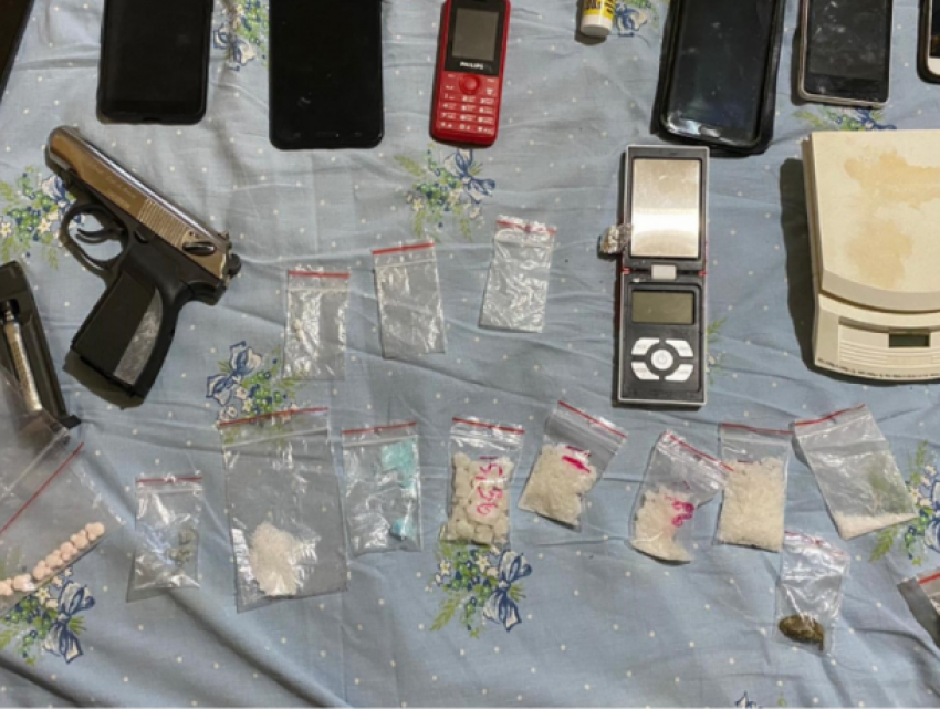 В Кишиневе задержана группировка молодых наркодилеров