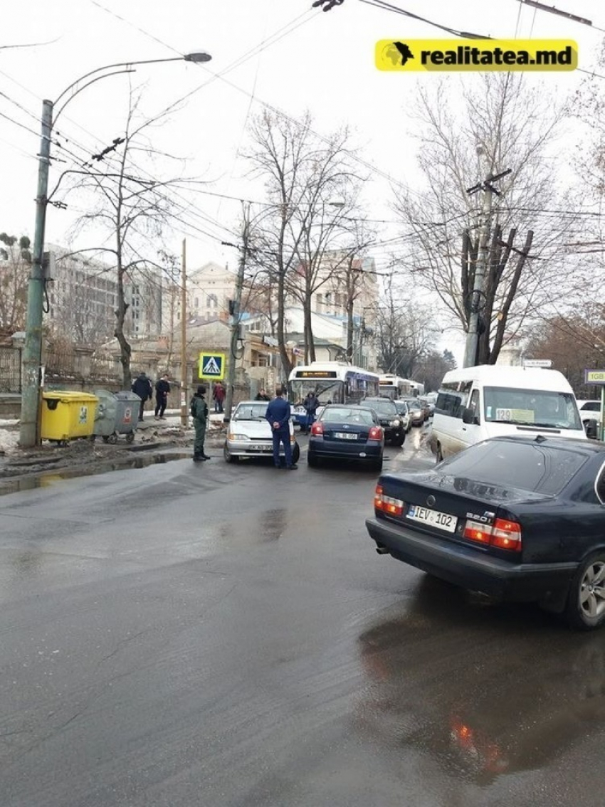 ДТП на Пушкина парализовало движение в центре столицы 