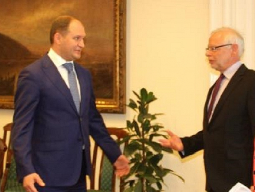 Ион Чебан договорился с властями Будапешта об оказании помощи Кишиневу