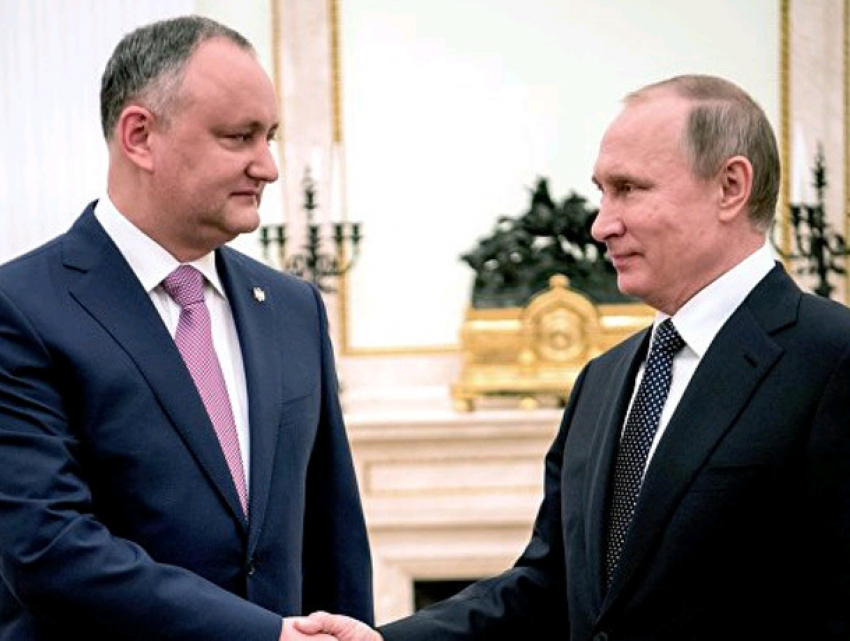 Игорь Додон поздравил президента России с днем рождения 