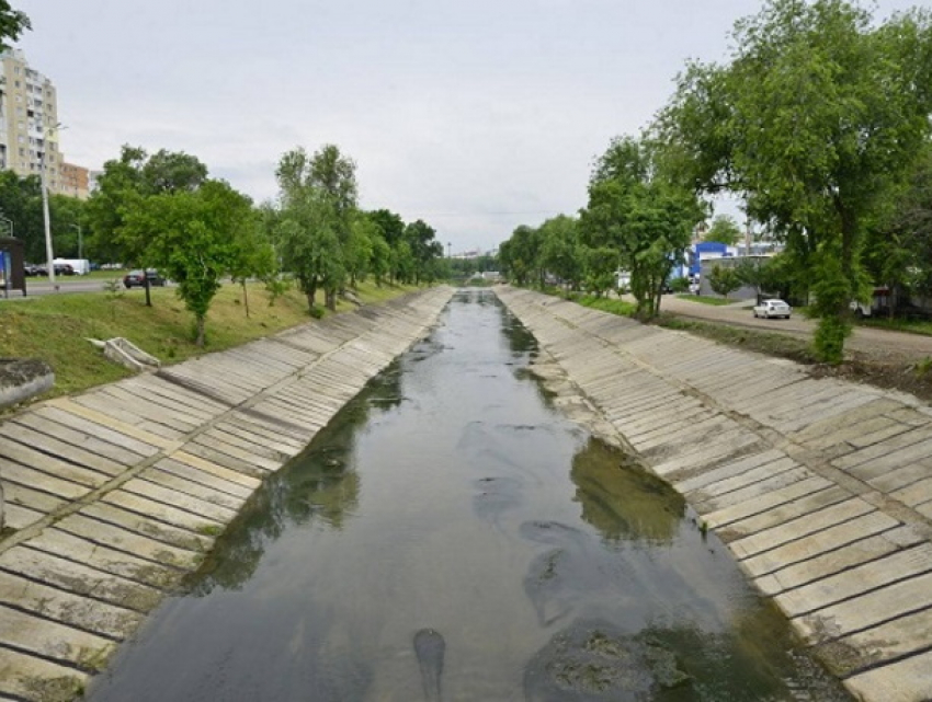 Реку Бык в Кишиневе будут активно чистить в начале октября