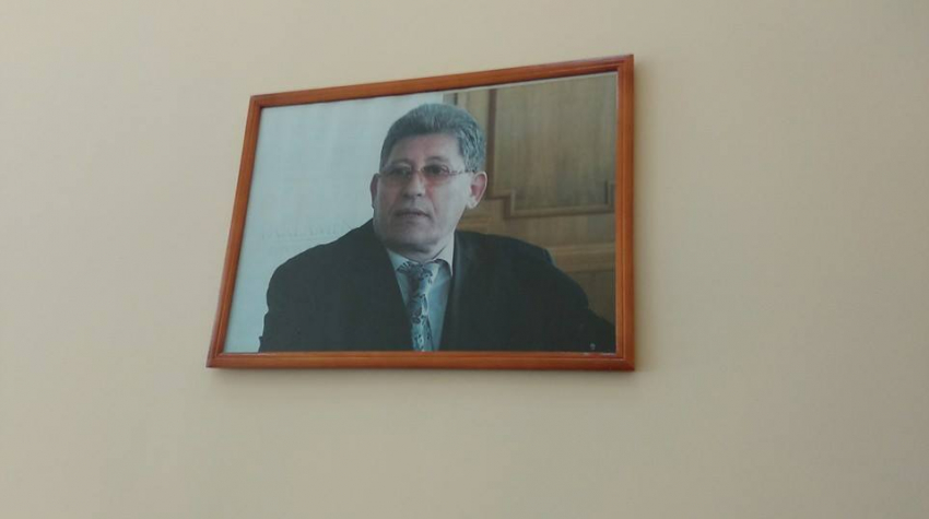 Киртоакэ распорядился повесить в кабинетах примэрии портреты Гимпу 