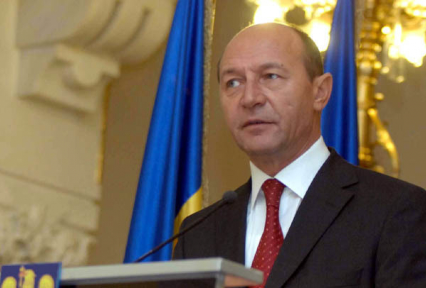 Бэсеску: Будущее Молдовы - в «великой Румынии"