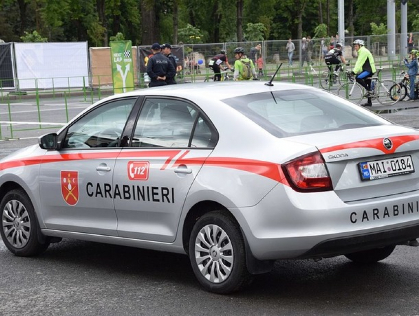 Инцидент в Кишиневе с участием карабинеров: Пострадавшая женщина - жертва или мастер провокации?