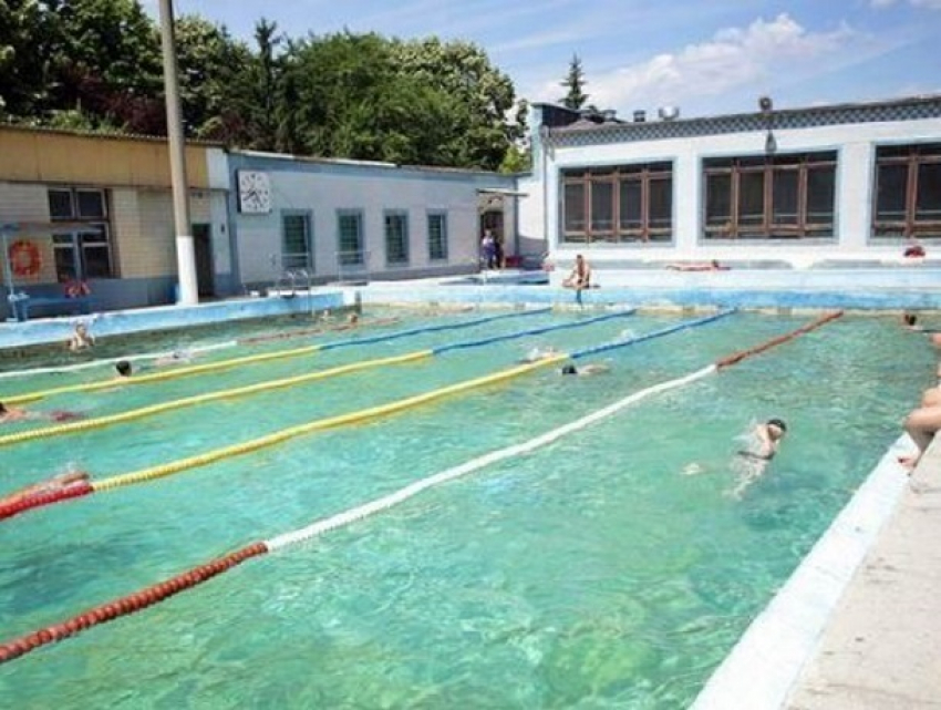Более полумиллиона долларов потратят на реконструкцию бассейна «Динамо» в Кишиневе