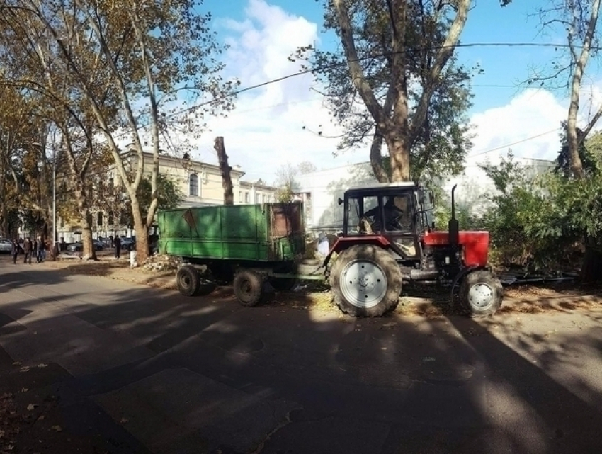 Центральную улицу Кишинева решили на сутки закрыть для транспорта
