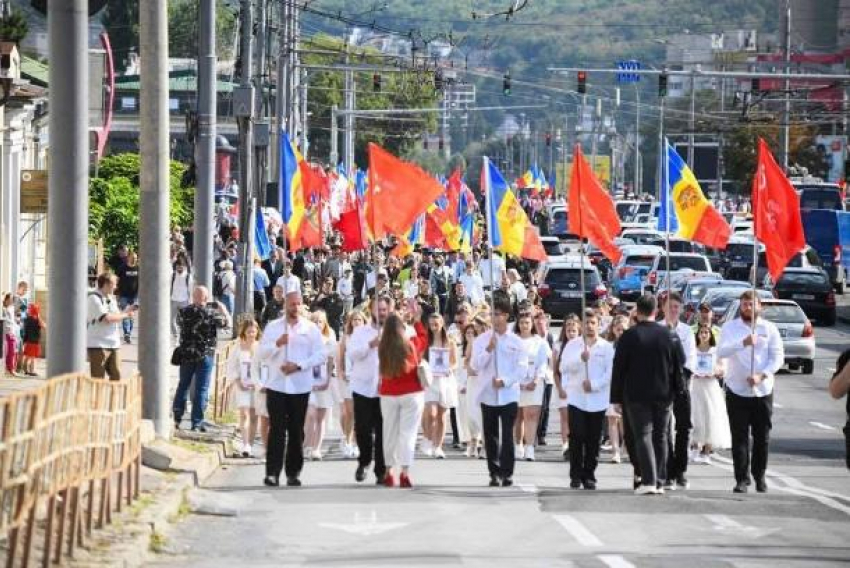 Марш в Кишинёве: ПСРМ отметила 81-ю годовщину Ясско–Кишинёвской операции 