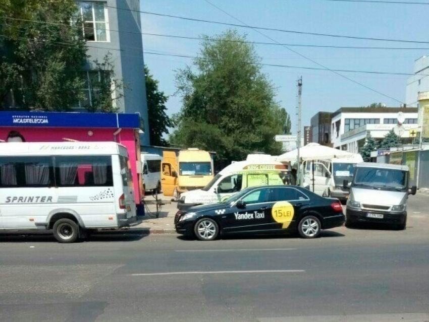 "Обманом в тренде» назвали стоимость поездки в Яндекс.Такси пораженные жители Кишинева