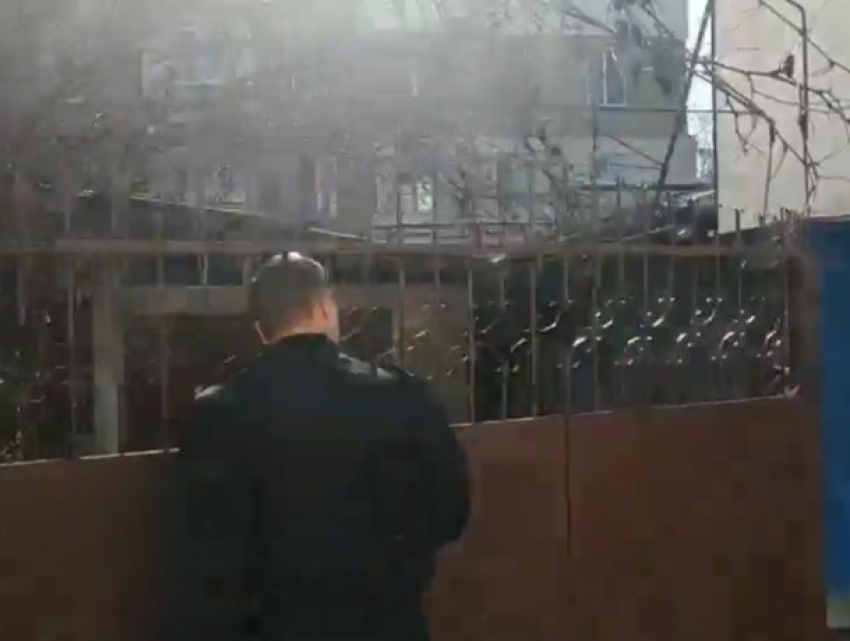 Видеофакт: снова незаконная стройка в Кишиневе, и опять жалобы на бездействие полиции