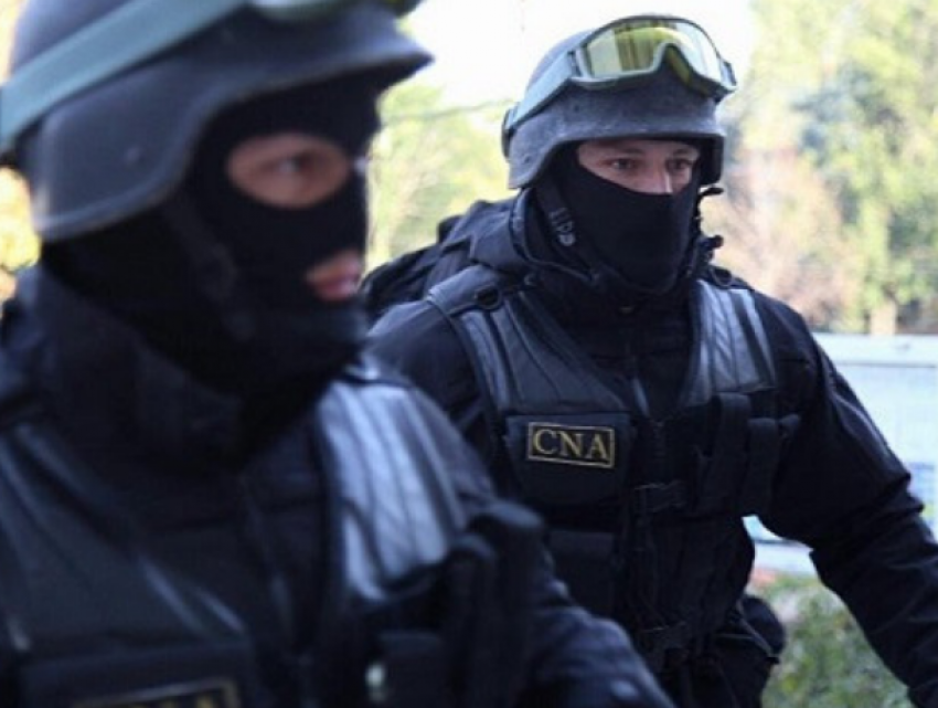 Срочно: обыски в таможенных бюро и в офисах «Пошта Молдовей»