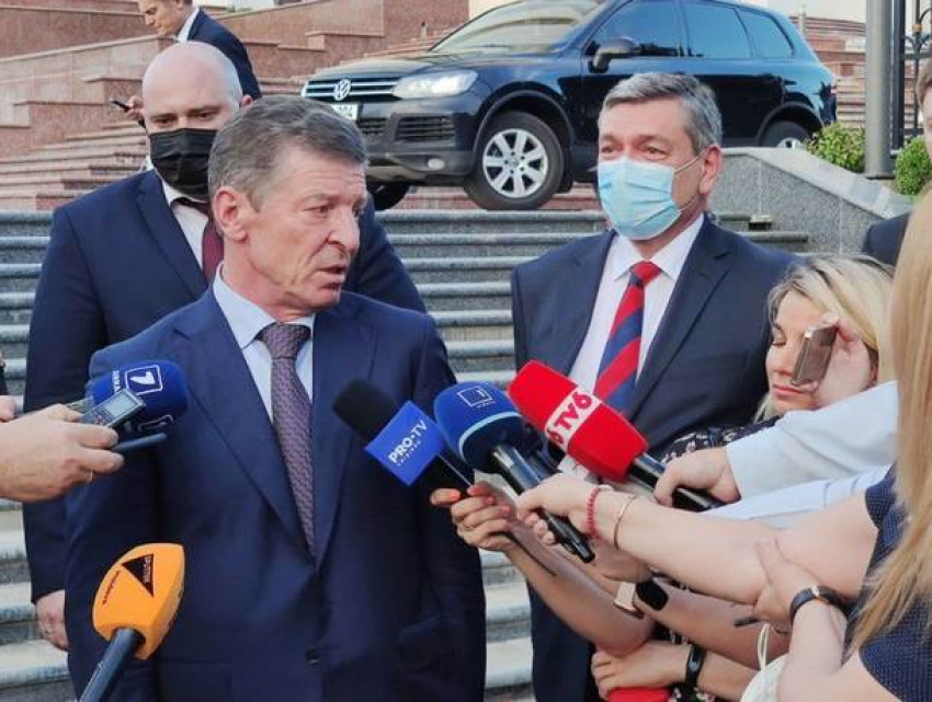 Козак удовлетворен переговорами с президентом Молдавии 