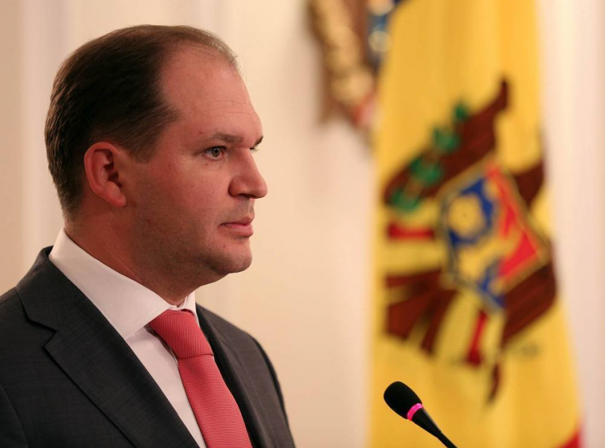 Чебан: Автор фейка о недействительности «мигрантской амнистии» поставил под удар 270 тысяч граждан Молдовы 