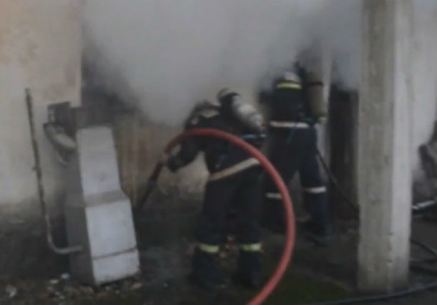 Мужчина погиб на кухне в своей квартире во время пожара в Бельцах