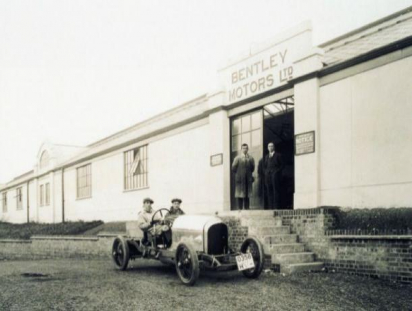 Английская компания Bentley отметила своё 100-летие 
