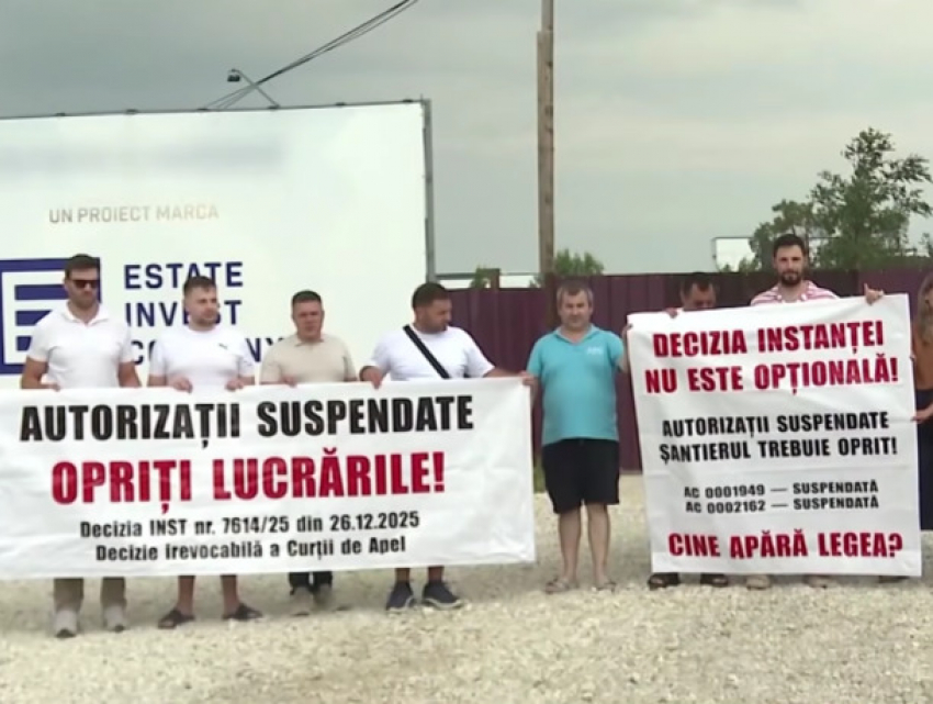 «Нас оставят без солнца»: жители Чекан вышли на протест против строительства высоток 
