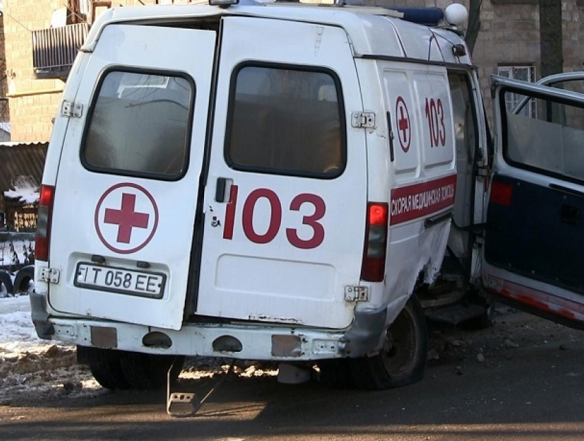 В Тирасполе юный гонщик протаранил скорую помощь, доктор и фельдшер серьезно ранены