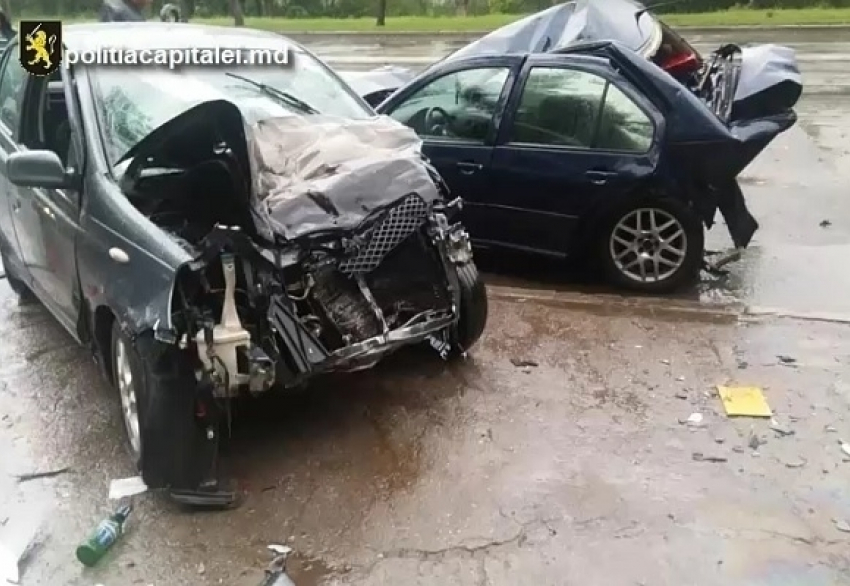 В Кишиневе 21-летний водитель разбил шесть припаркованных машин