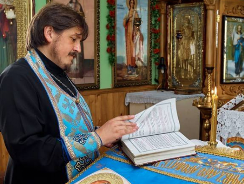 Священник шокирован поведением протестантов ДПМ: они потеряли Бога