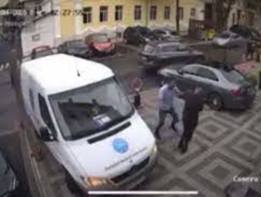 Кандидат в примары Костюк избил охранника гостиницы